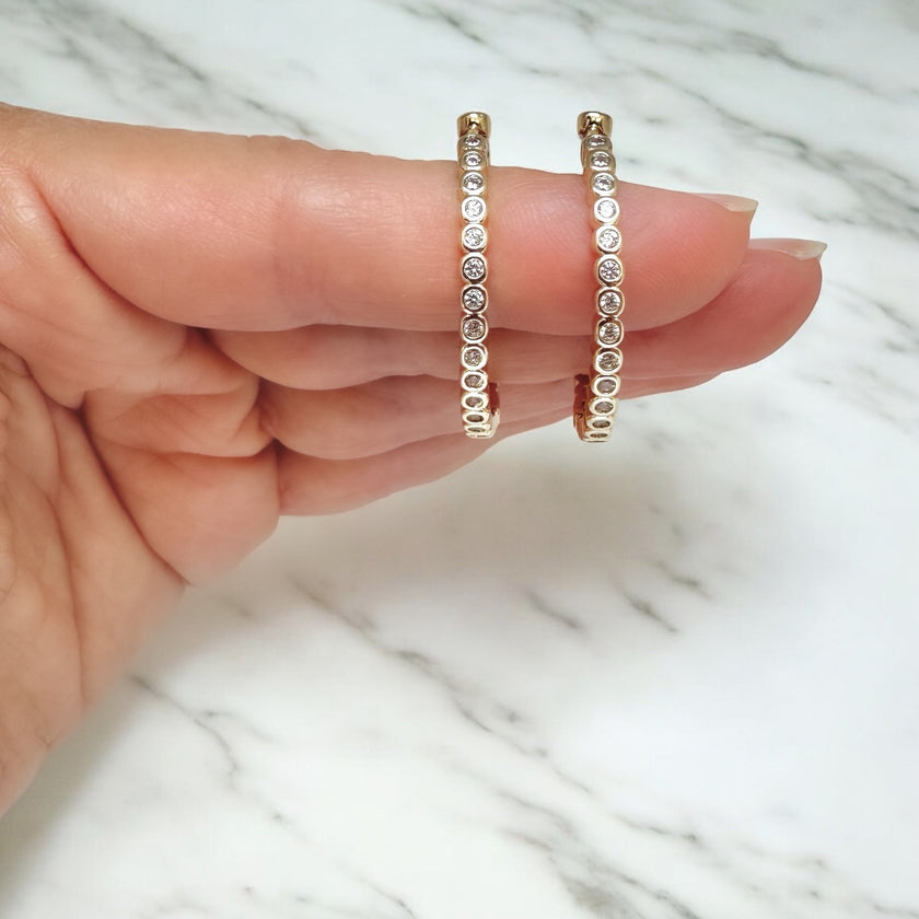 Bezel hoop earrings