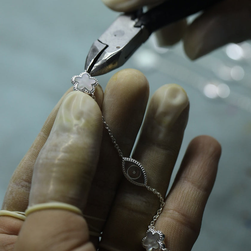 Peaceful Mind Hamsa Malachite Silver Necklace